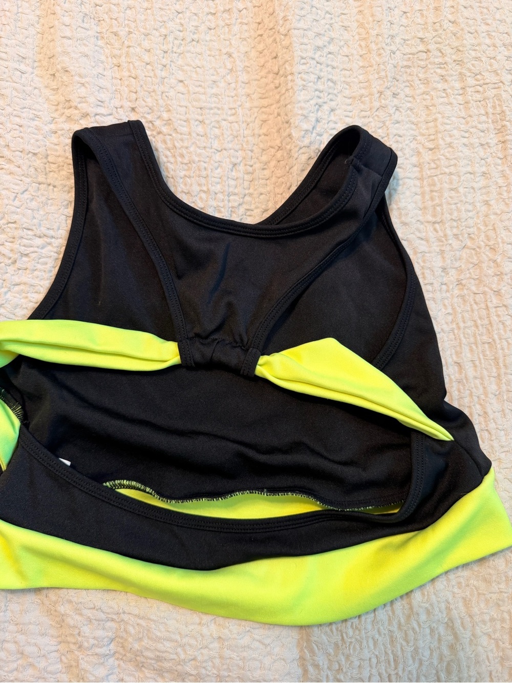 Workout tops - Picture 2 of 10